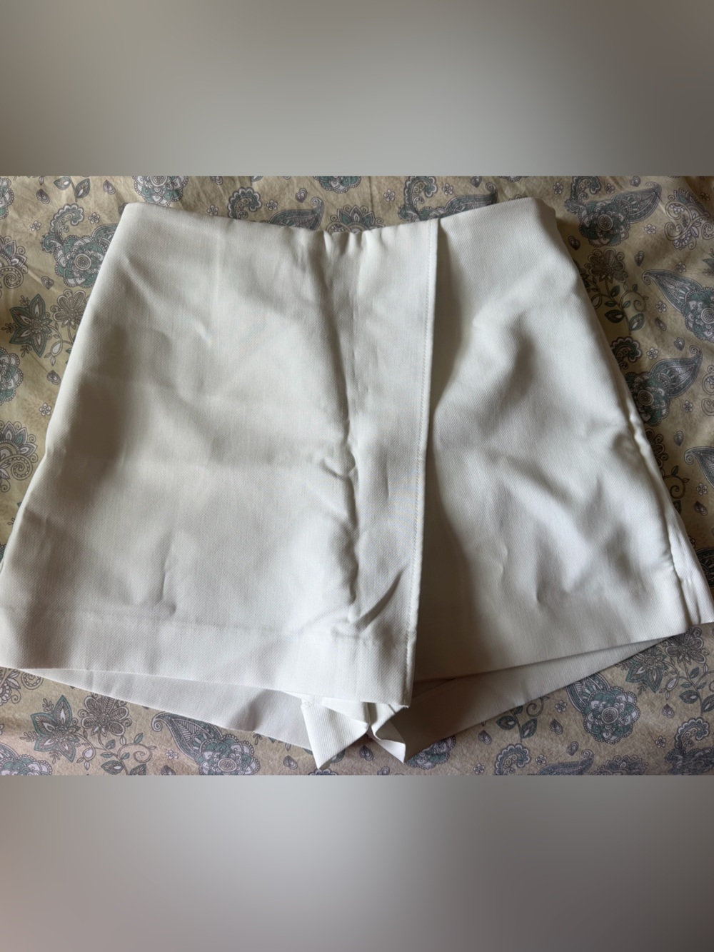 Zara White Short Skirt
